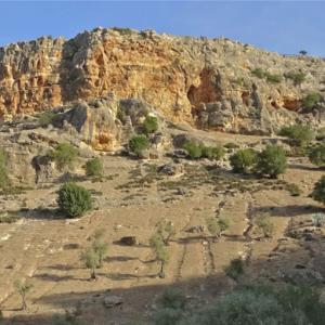 La Falaise Du Jebel Lakouar